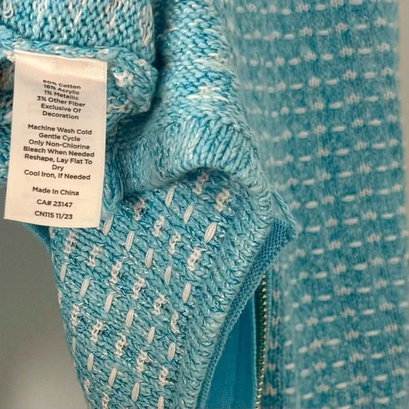 NWT Talbots Blue Knit Zip Front Jacket Cardigan Gold Buttons Size Large - Picture 3 of 7